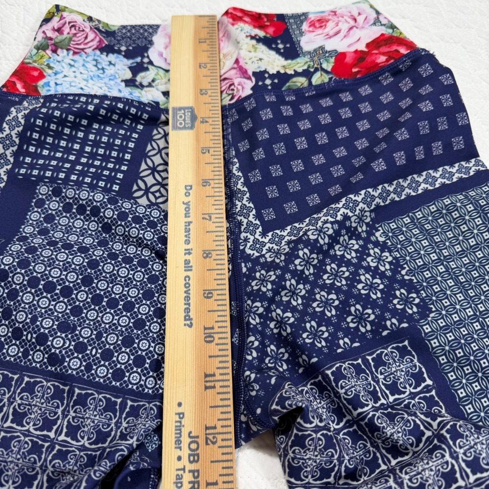 Johnny Was Active Patchwork Floral Leggings XS Blue Activewear NWOT - Picture 9 of 11